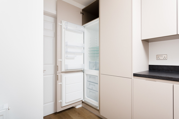 New homes for sale by Sempra Homes at Rayside, Basildon, SS14, kitchen